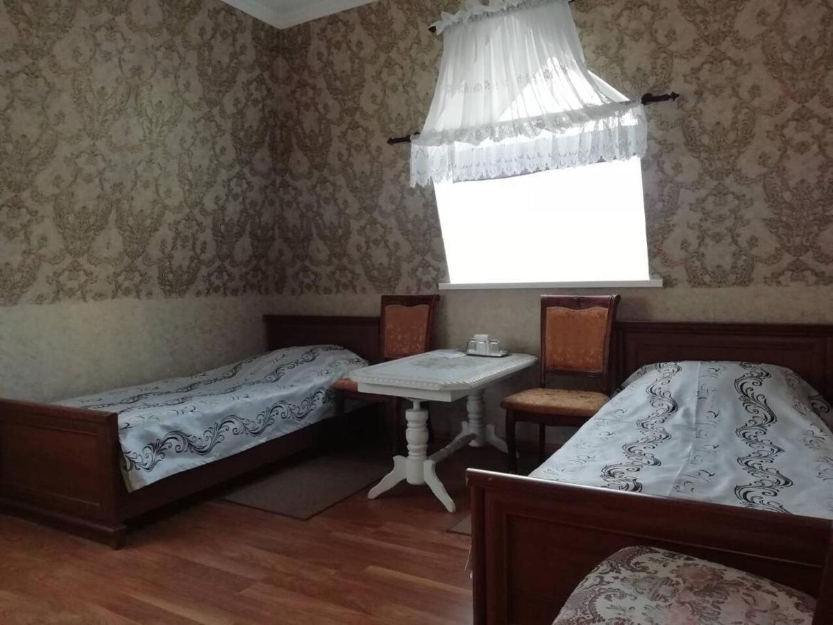 Отель Буржуа Schytomyr Exterior foto