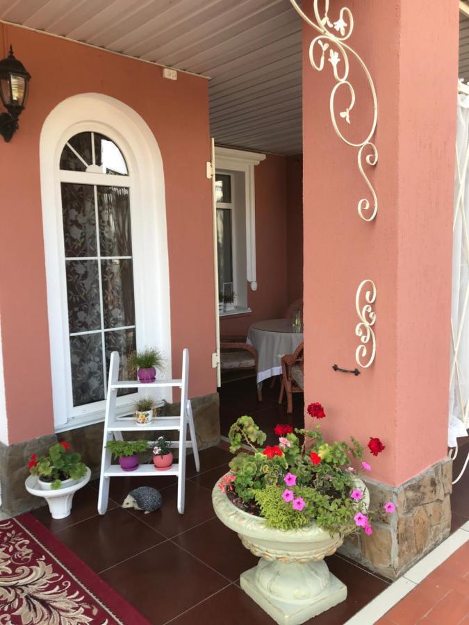 Отель Буржуа Schytomyr Exterior foto